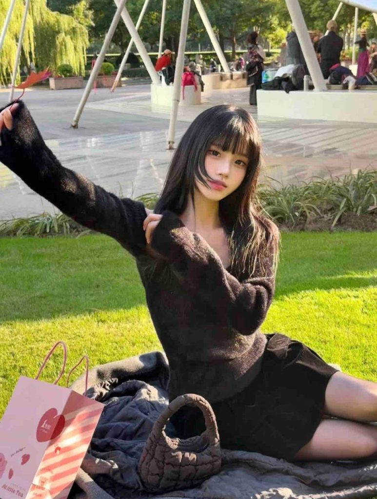 厦门外围 21岁学妹 极品身材 骨感美少女相关配图
