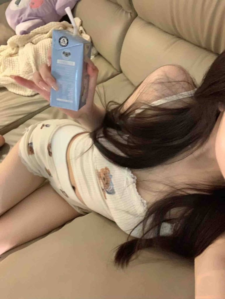 广州外围 04在校生实习护士 纯天然C相关配图