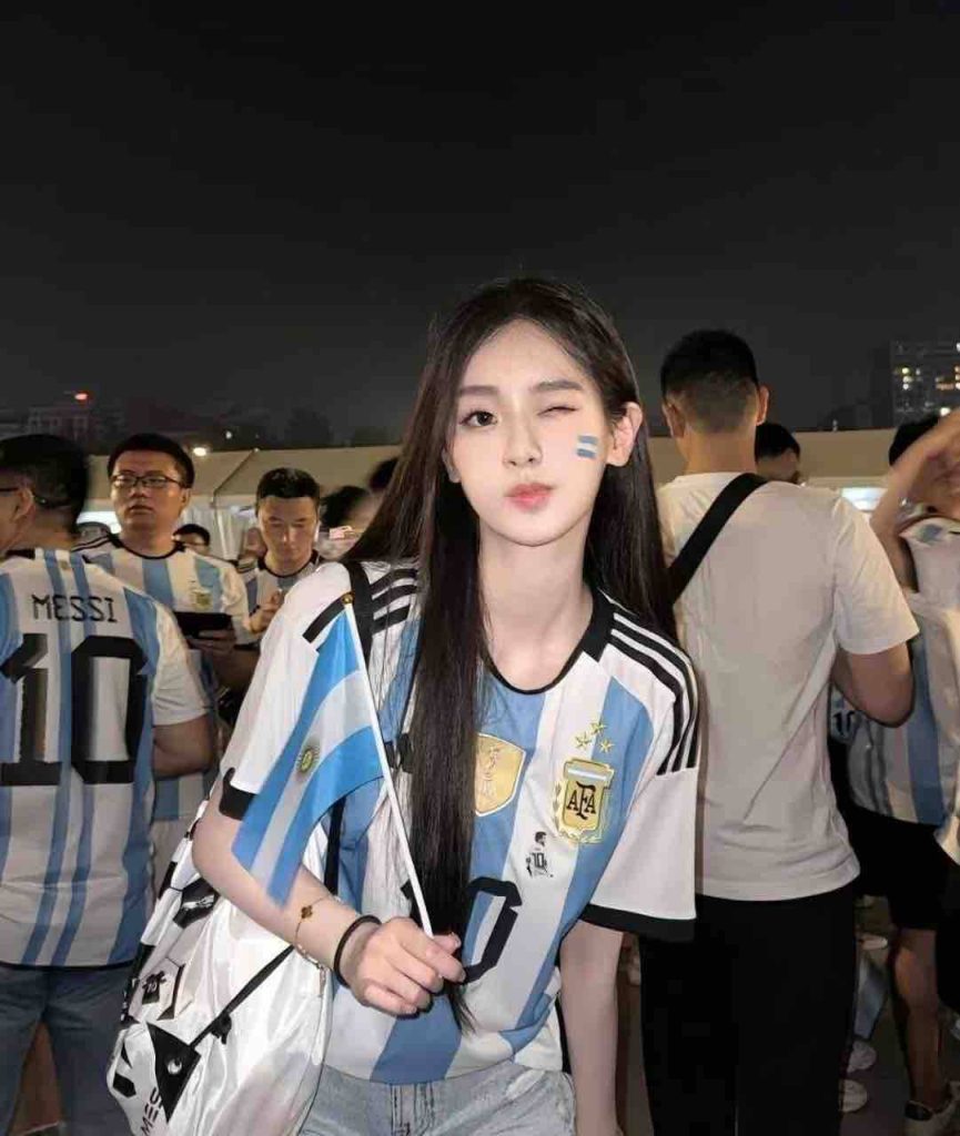 深圳外围 清纯大一学生 白幼瘦女友系相关配图