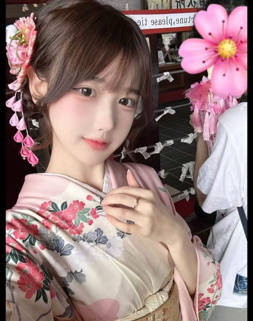 北京外围 极品幼白纯萝莉 听话乖巧瘦小腿长相关配图