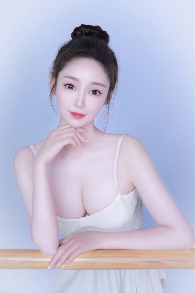 石家庄外围 03年舞蹈系学生兼职 完美身材雪白粉嫩相关配图