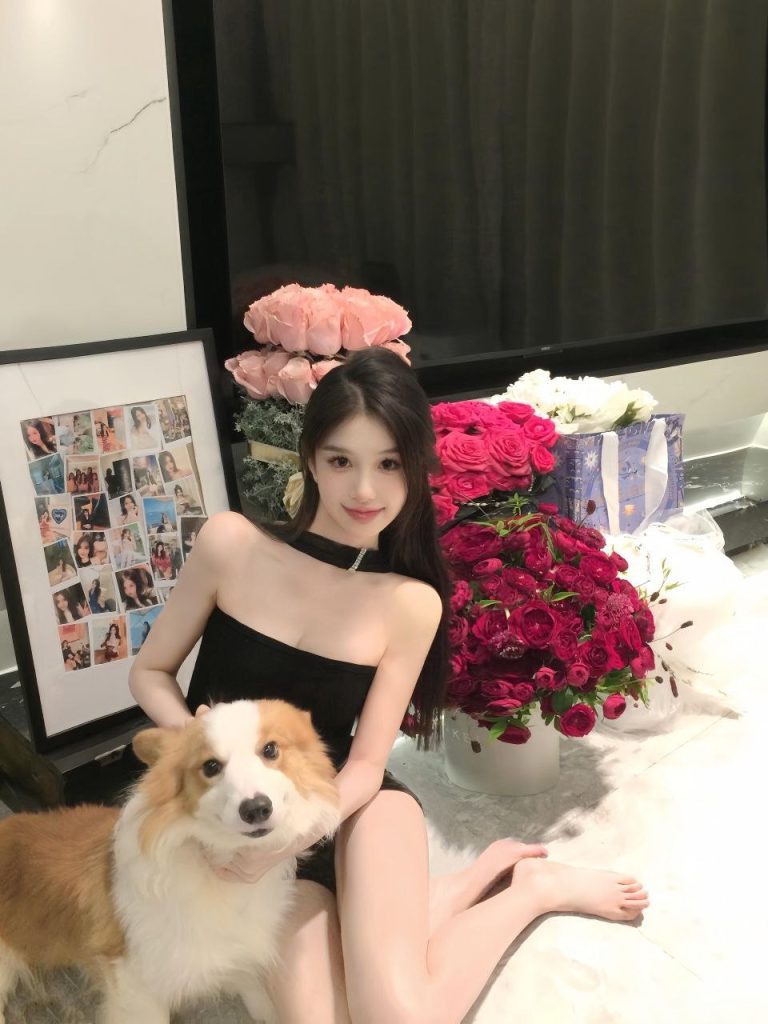 北京外围 03年纯欲网红 精致脸桃子奶细腻大长腿相关配图