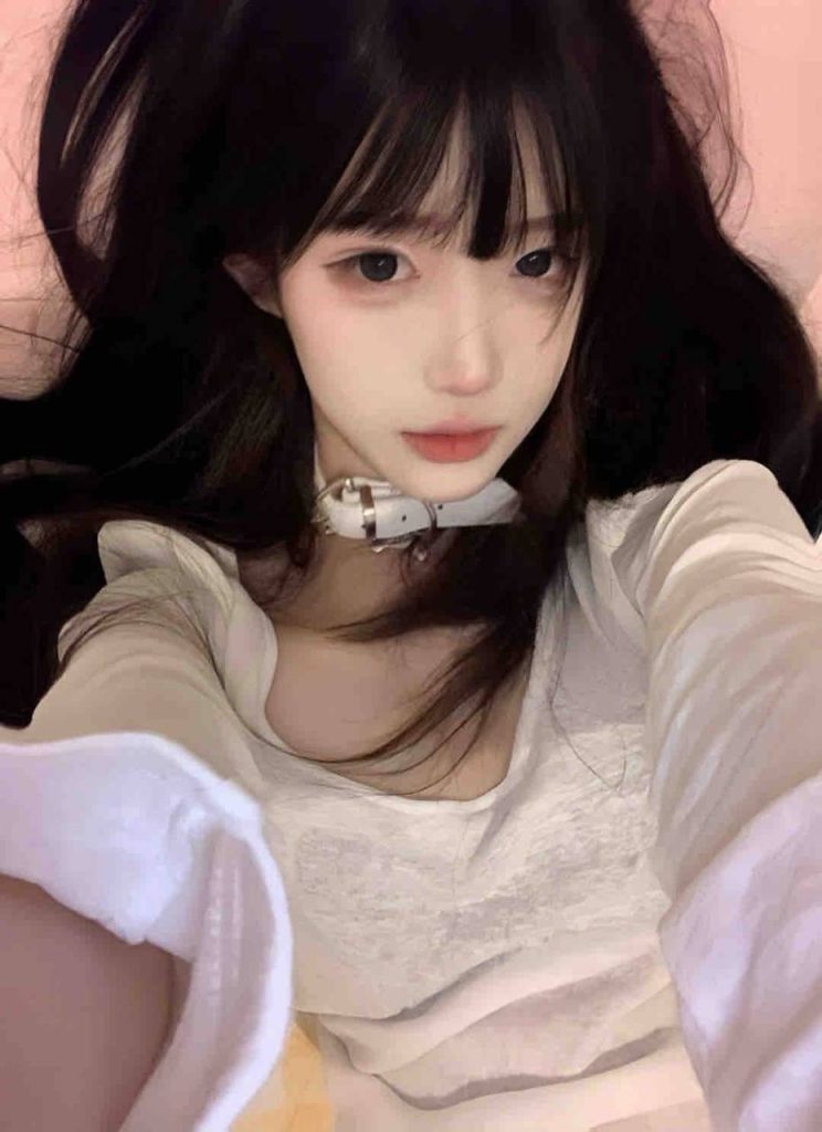 武汉外围 06嫩妹 A4腰蜜桃臀天生顶级炮架相关配图