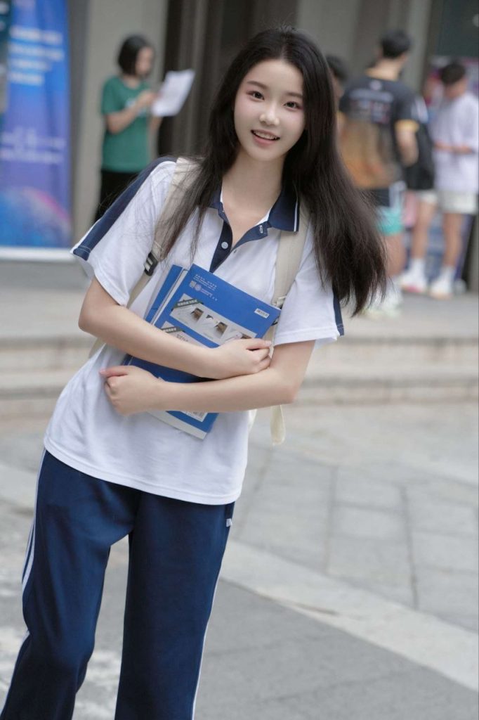 北京外围 08真实女高 新人兼职 极品一线天相关配图