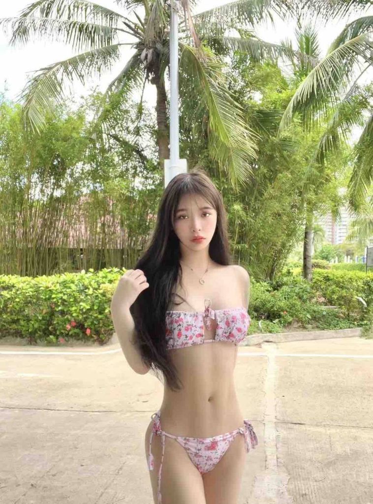 北京外围 03圈外女友 活泼开朗笑语盈盈相关配图