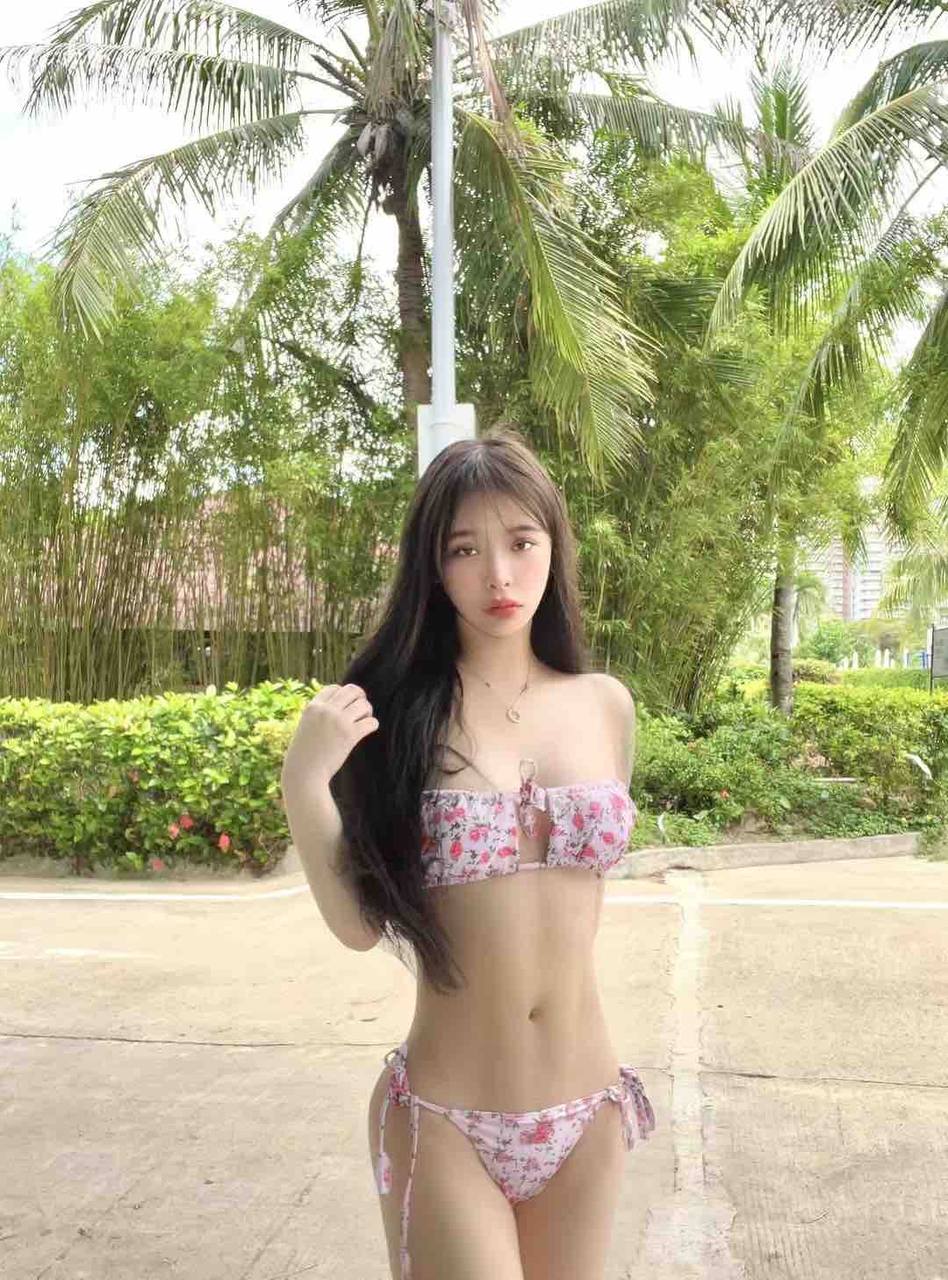 北京外围 03圈外女友 活泼开朗笑语盈盈