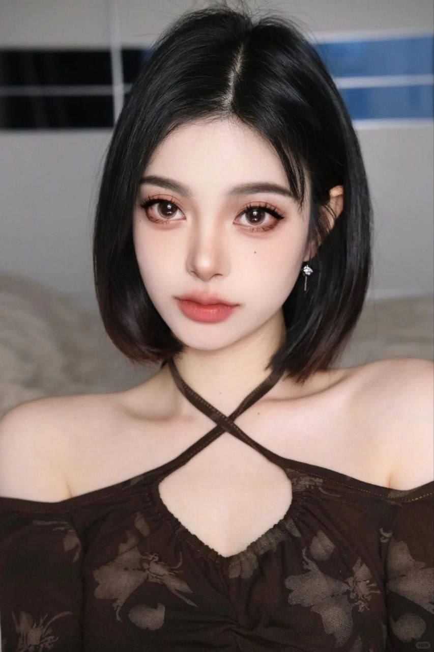 武汉外围 17/d 短发女孩性感又可爱