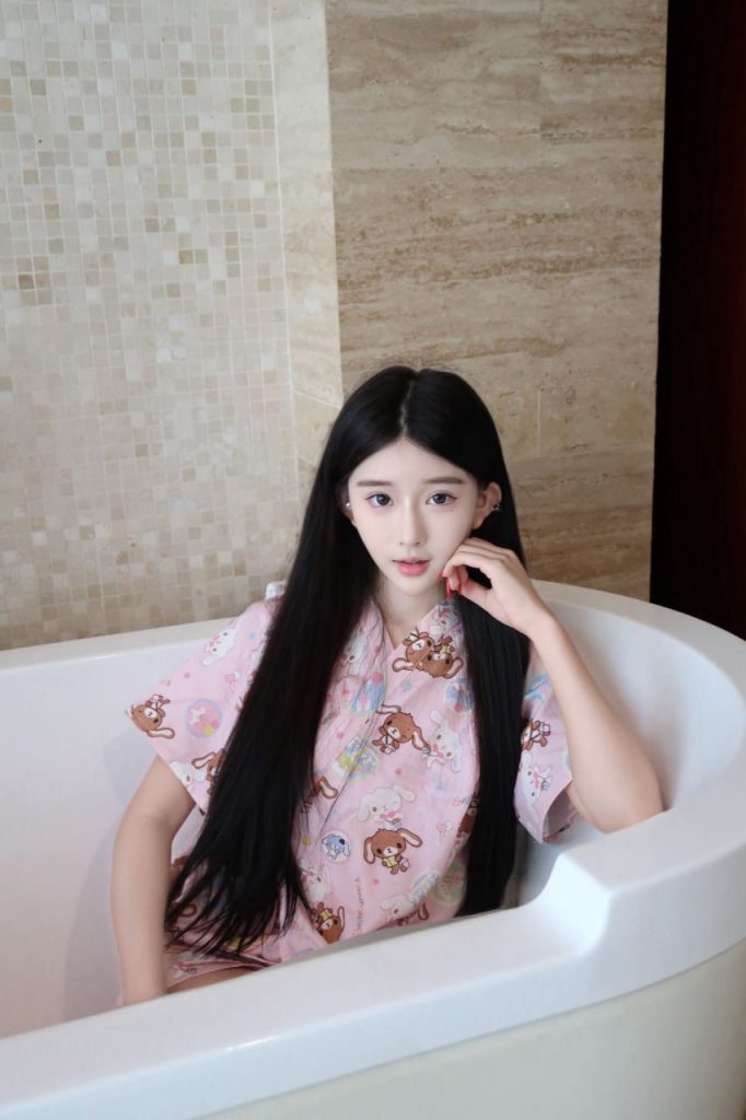 广州中山外围 04极品萝莉 160/40 白幼瘦小巧玲珑相关配图