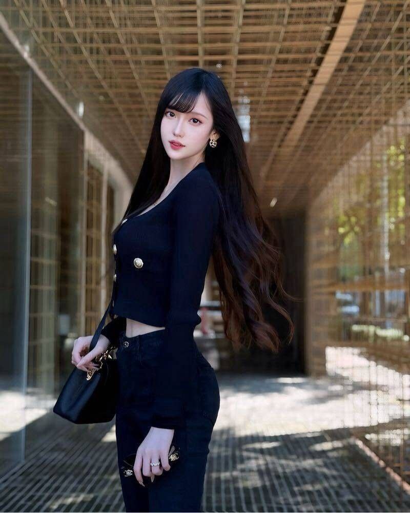 南京外围 03平面模特兼职水蛇腰 筷子腿•🌸敏感体质会娇喘 相关配图