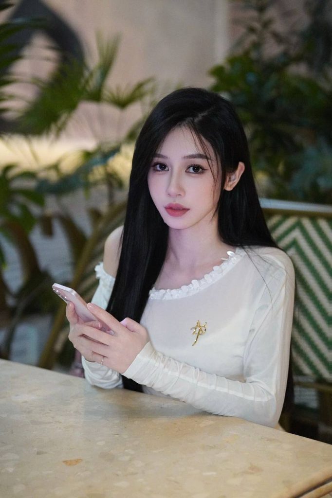 深圳外围 00后澳洲留学生兼职 高素質氣質美女 相关配图