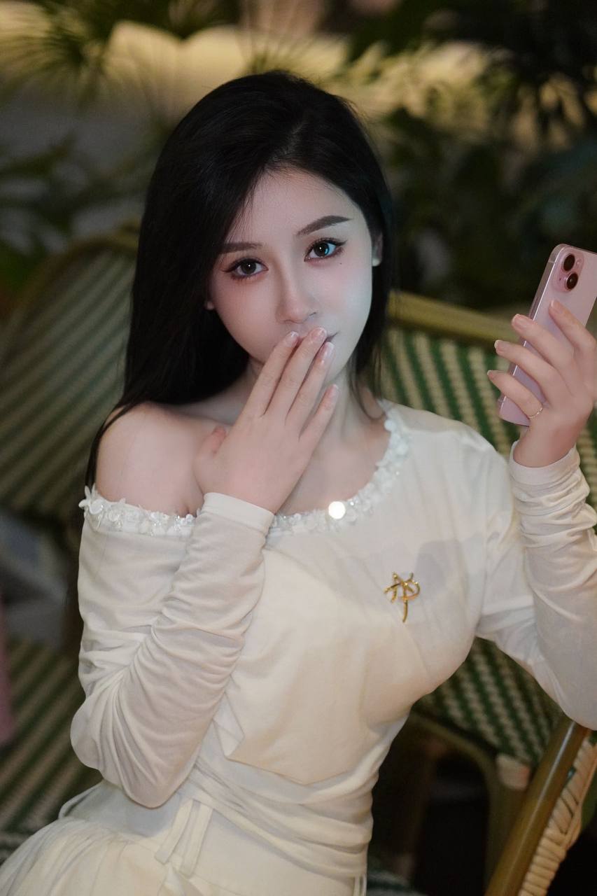 深圳外围 00后澳洲留学生兼职 高素質氣質美女 