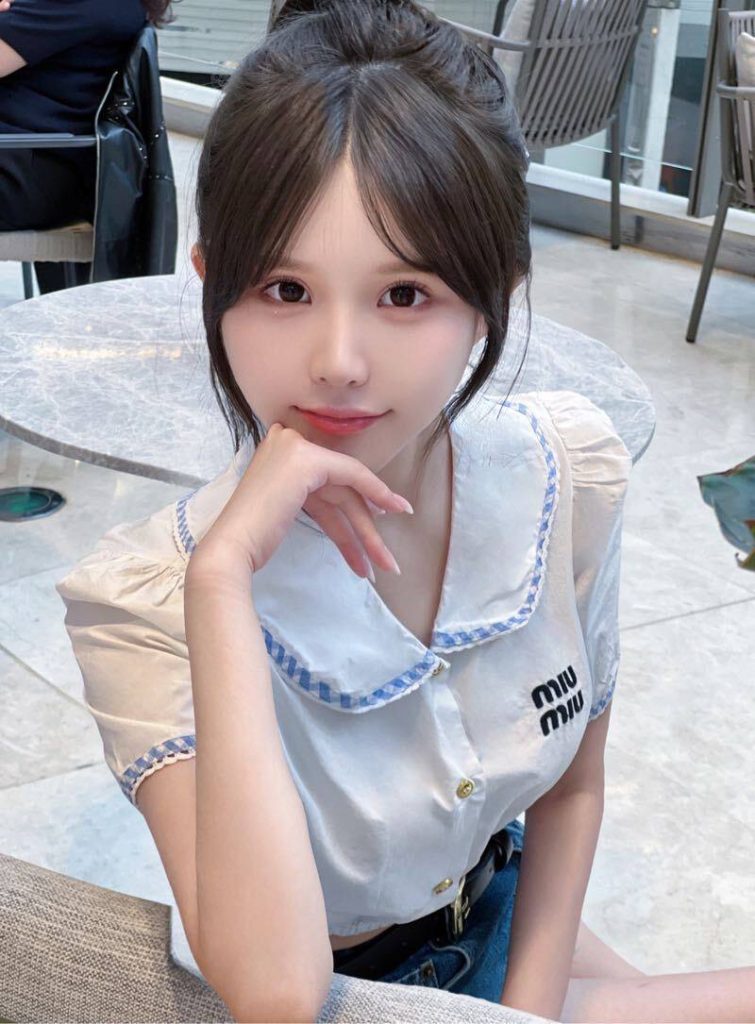 上海外围 纯气质氧气少女 童颜巨乳白小纯超可爱女友feel相关配图