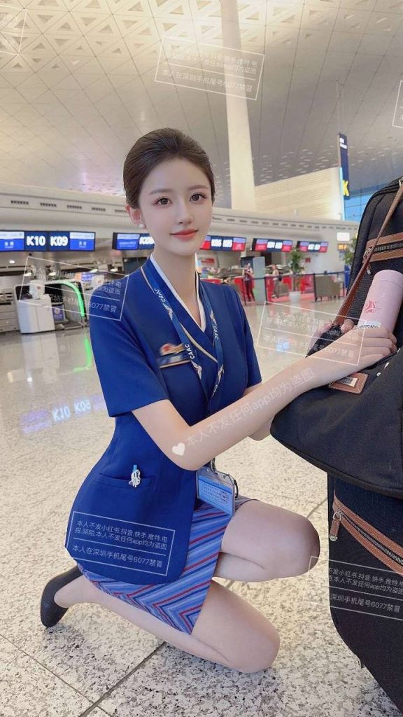 深圳外围 南航空姐兼职176大长腿身材婀娜相关配图