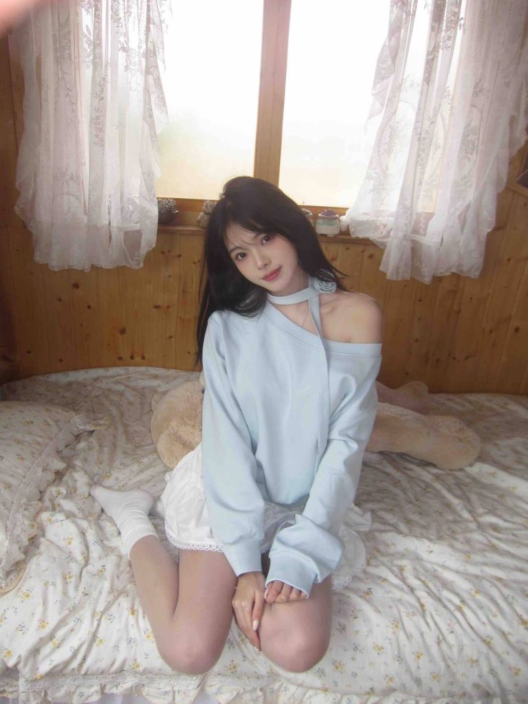 杭州外围 01-170日系素人阳光少女相关配图