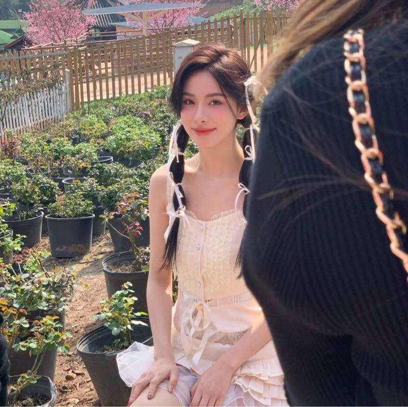 北京外围 极品网红款大学生兼 大牌名媛feel💕超级清冷气质 