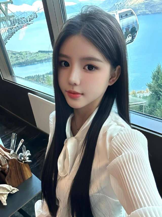 上海外围 乖巧小宝贝白幼瘦小巧玲珑 敏感体质外萌内骚