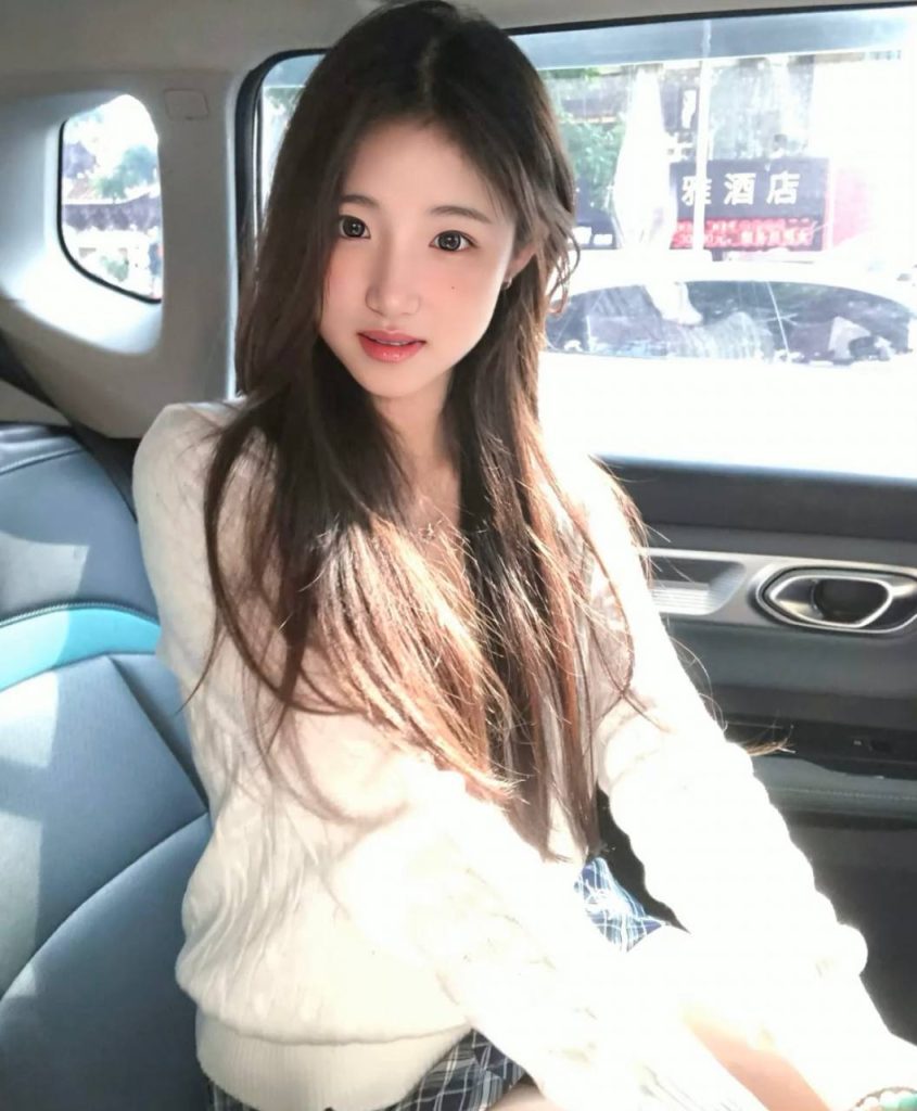 广州外围 18谁嫩模兼职大长腿A4腰.皮肤嫩滑相关配图