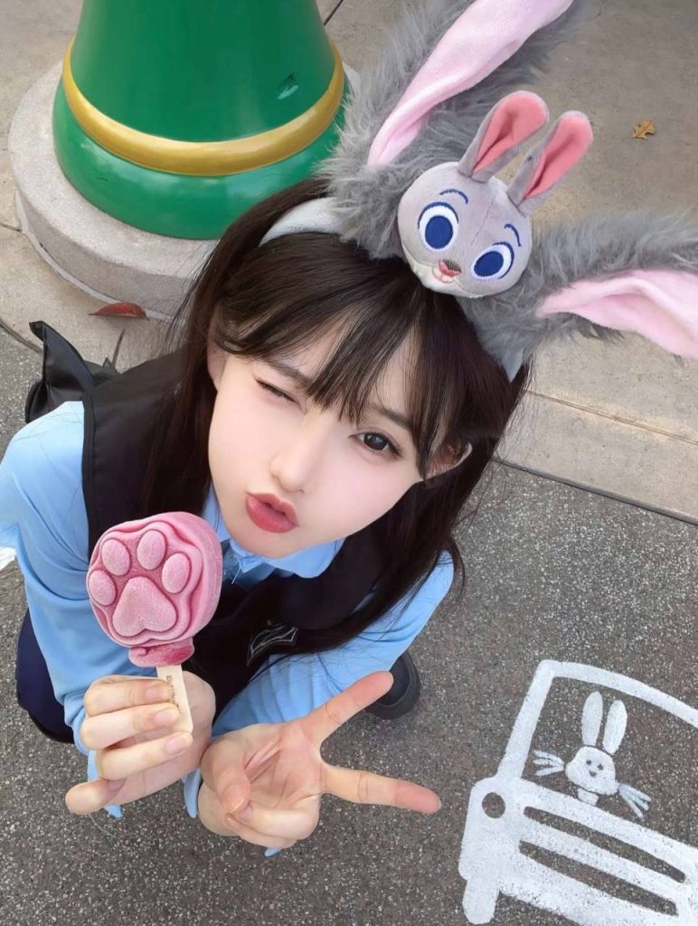 上海外围 清纯少女甜美萝莉 幼齿童颜少女相关配图