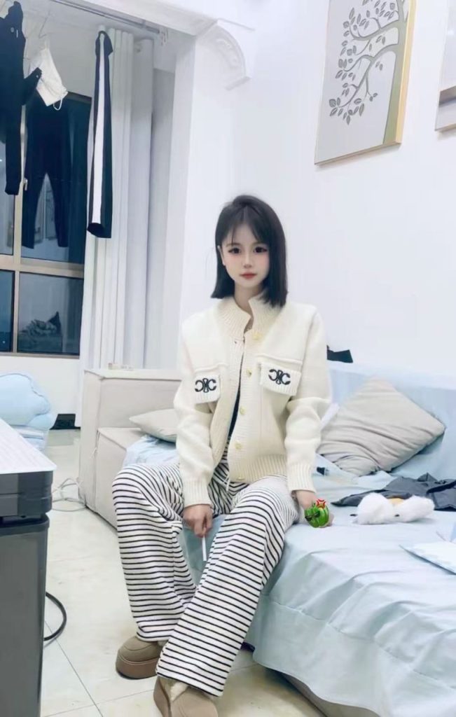 上海外围 嘉定中圈甜妹糖花160/C中专生萝莉白小纯相关配图