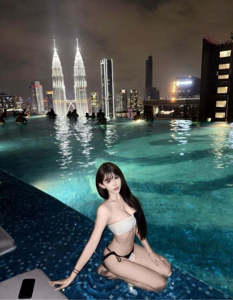 苏州外围 极品新人御姐 S型身材Q弹双乳前凸后翘相关配图