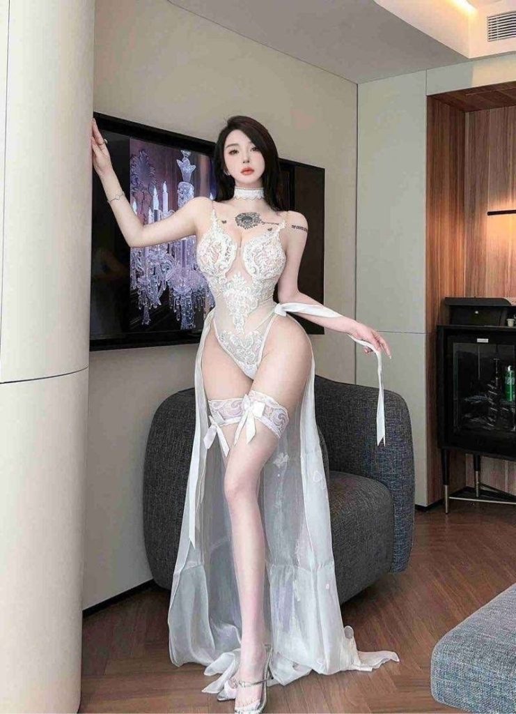 广州外围 172健身御姐 小蛮腰蜜桃臀前凸后翘相关配图