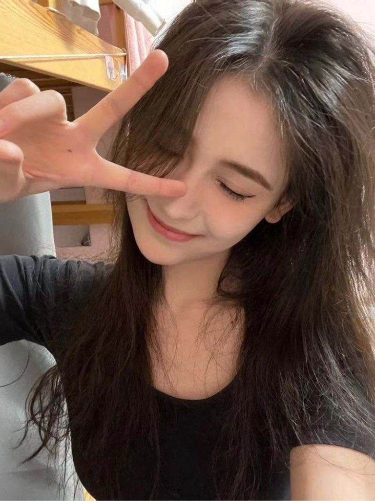 南京外围 172/D 少数名族校花 异域风情婀娜多姿相关配图