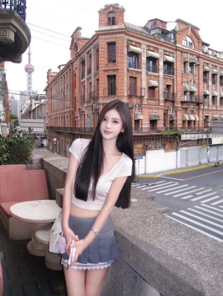 西安外围 超洋气美少女 清纯童颜气质完美相关配图