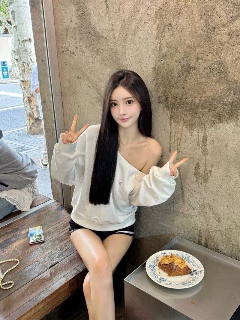 西安外围 超洋气美少女 清纯童颜气质完美