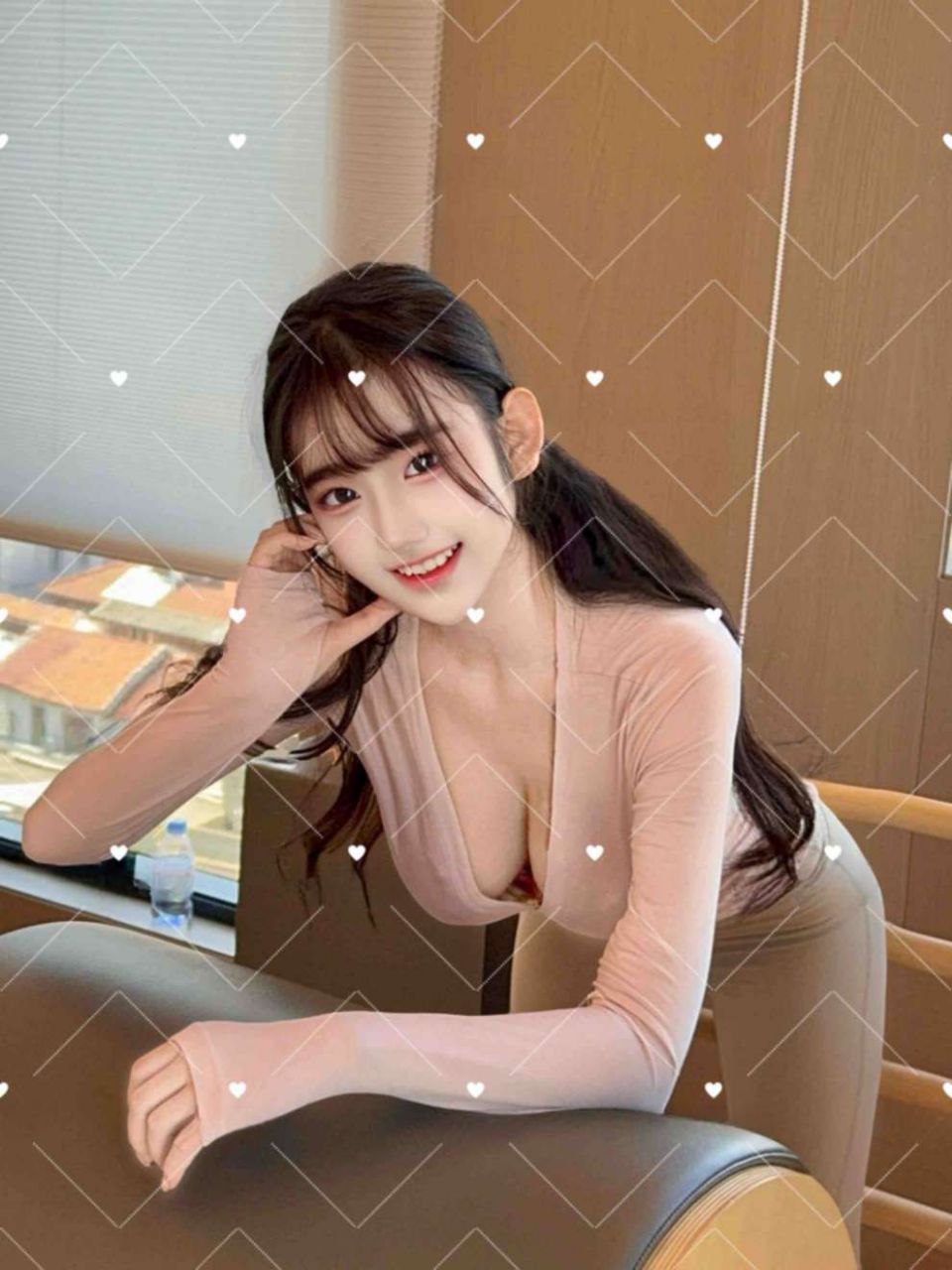 南昌外围 05大一舞蹈系学妹 168/大E 青春活泼校园风女友