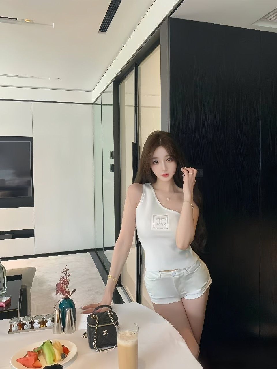 南京外围 女神范网红兼职 顶级验证超高气质