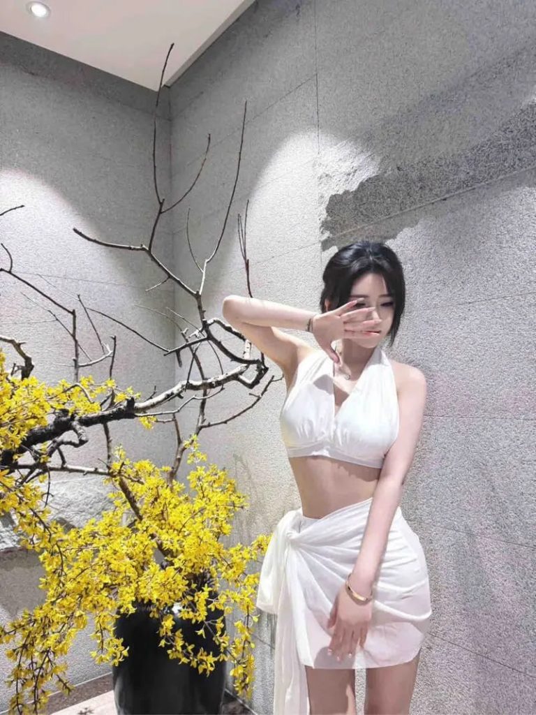 长沙外围 175/D猫咪一样的纯欲软妹相关配图