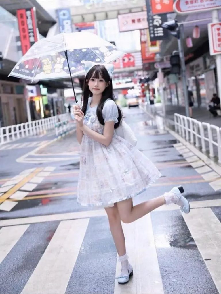 深圳外围 极品嫩汁白虎萝莉 千娇百媚 清纯幼态脸相关配图
