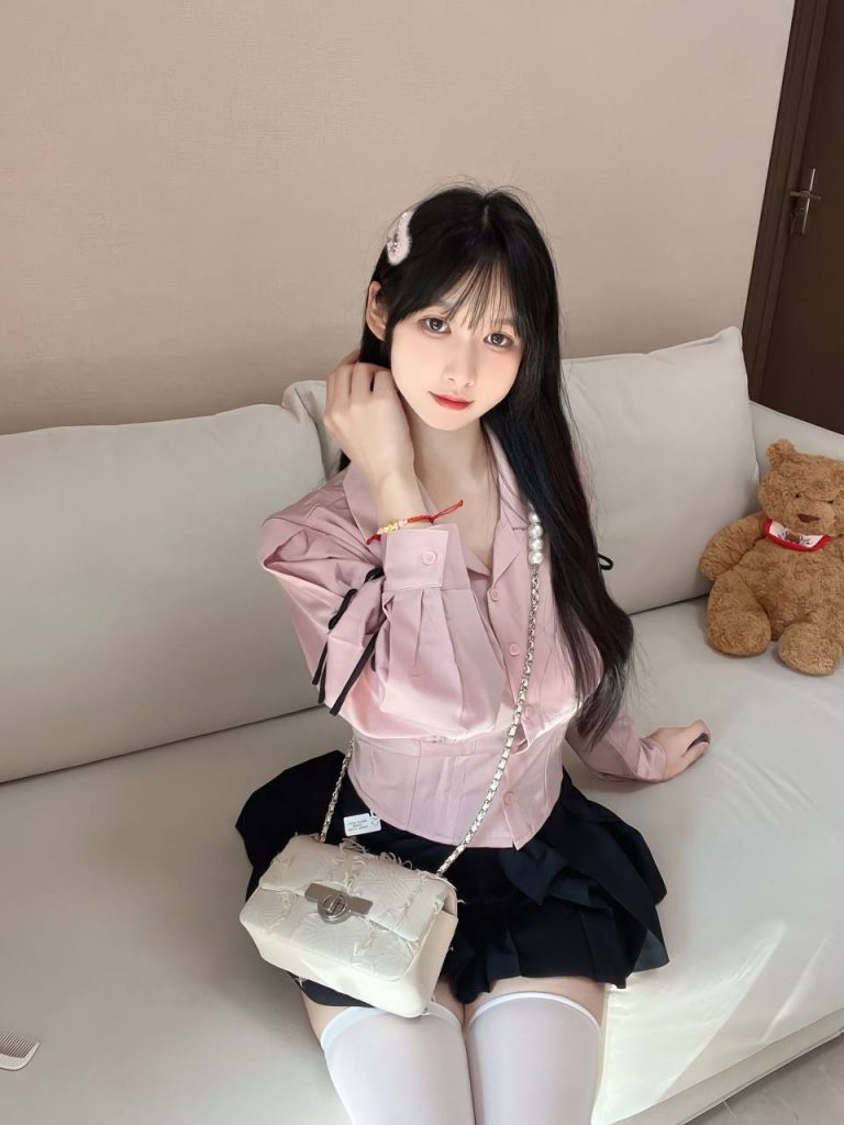 上海外围 真实在校生兼职 女友feel 可爱有乖巧相关配图