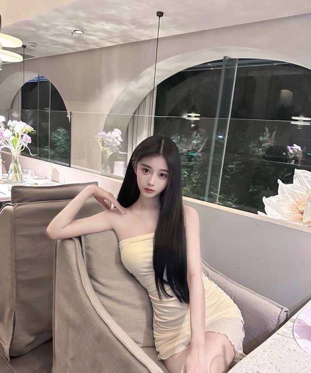 南京外围 02年可爱小宝贝 165/D童颜巨乳