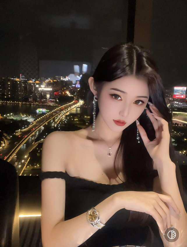 苏州外围 170/D 肤白貌美身材前凸后翘