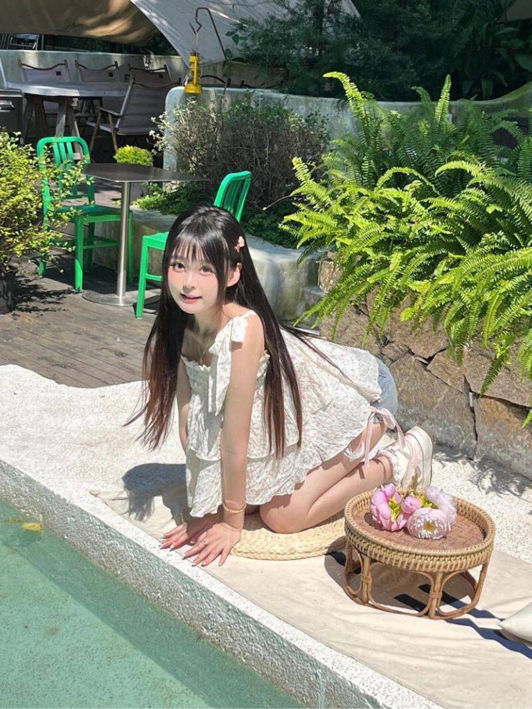 厦门外围 167天然美少女童颜巨乳闻起来香香的相关配图