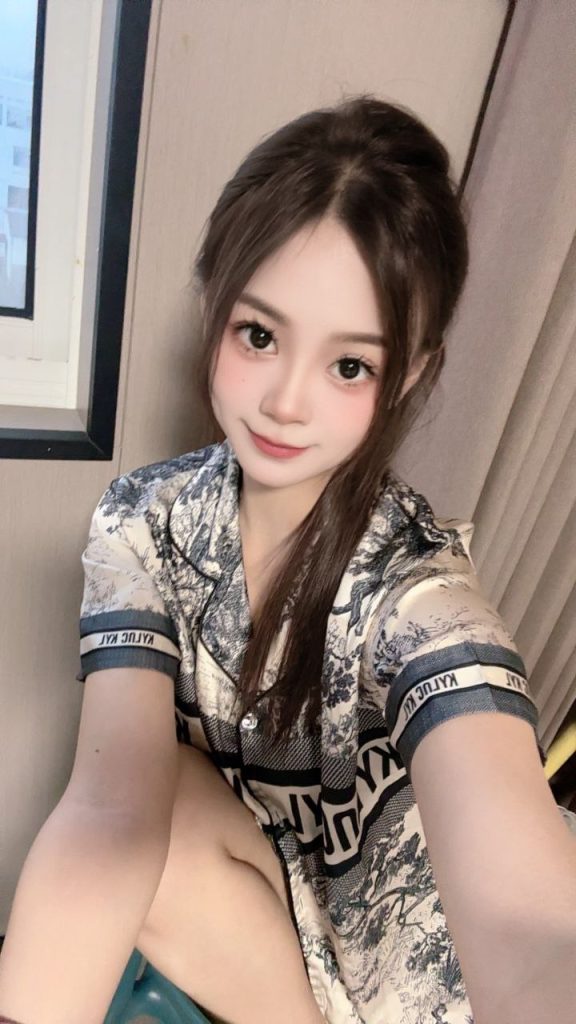 上海外围 上海中圈气质少御攻心尤物活好不粘人得小妖精相关配图