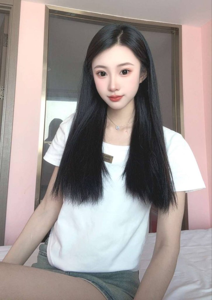 青岛外围 05小妹纯御风温柔大方乖巧懂事相关配图