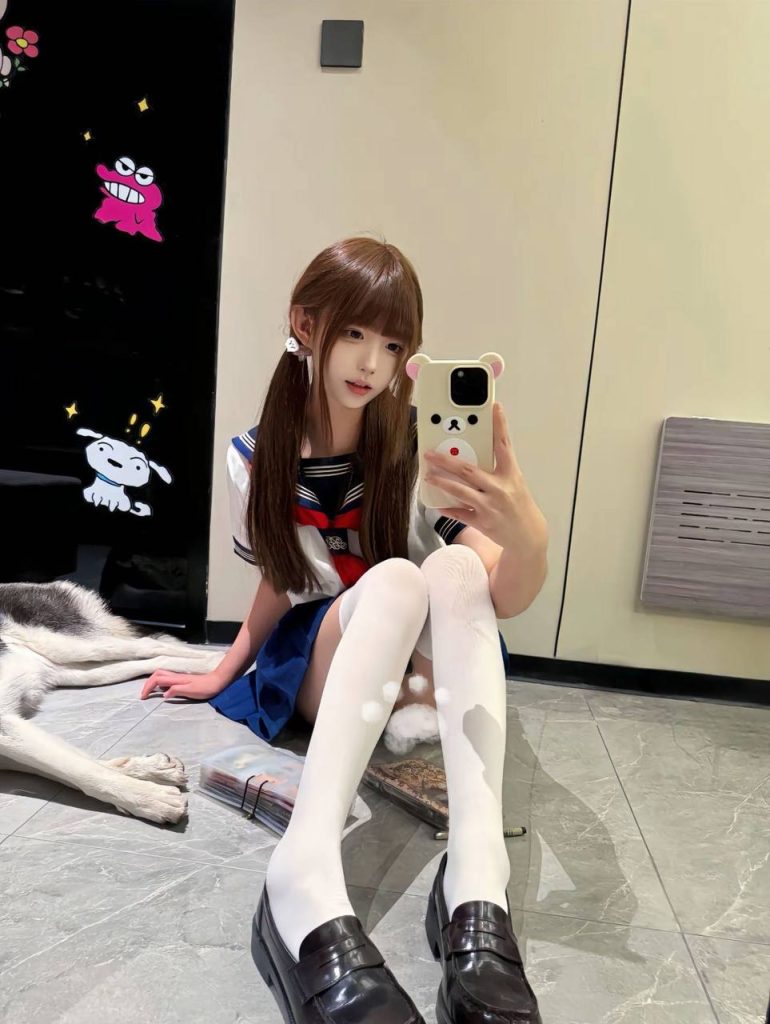 上海外围 04jk小萝莉 清纯甜美 小巧玲珑相关配图