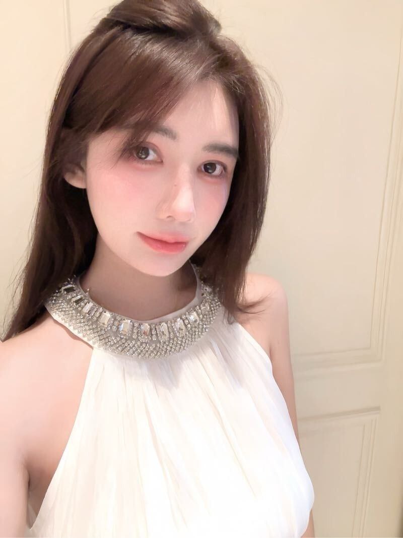 厦门外围 05新人 极品美女外纯内骚