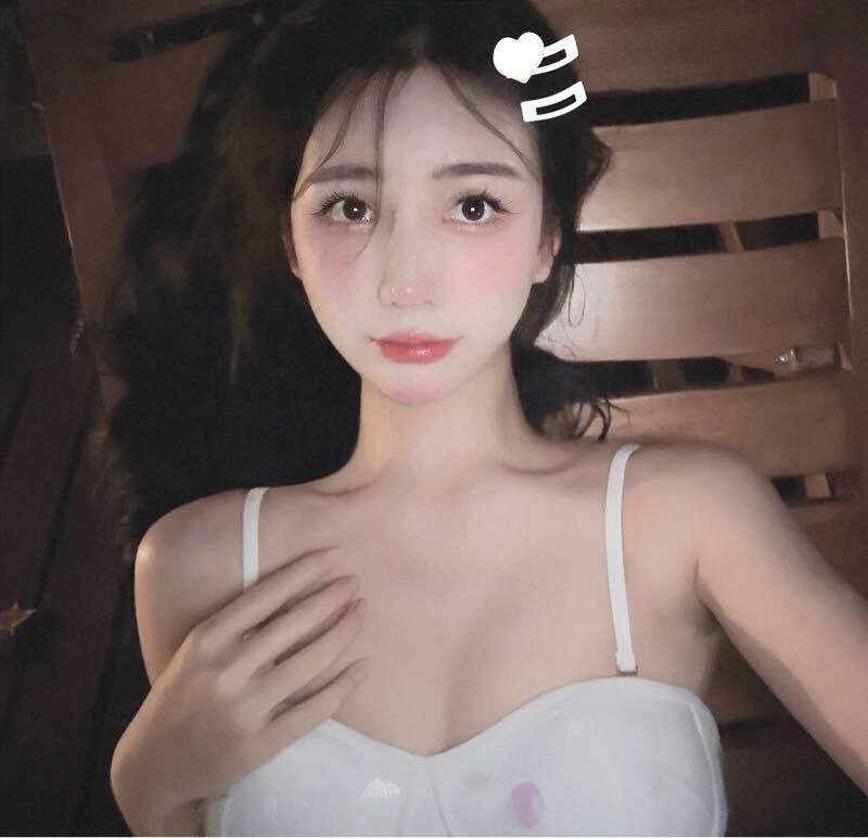 南京外围 05年极品御姐小狗体质 体验感超棒相关配图