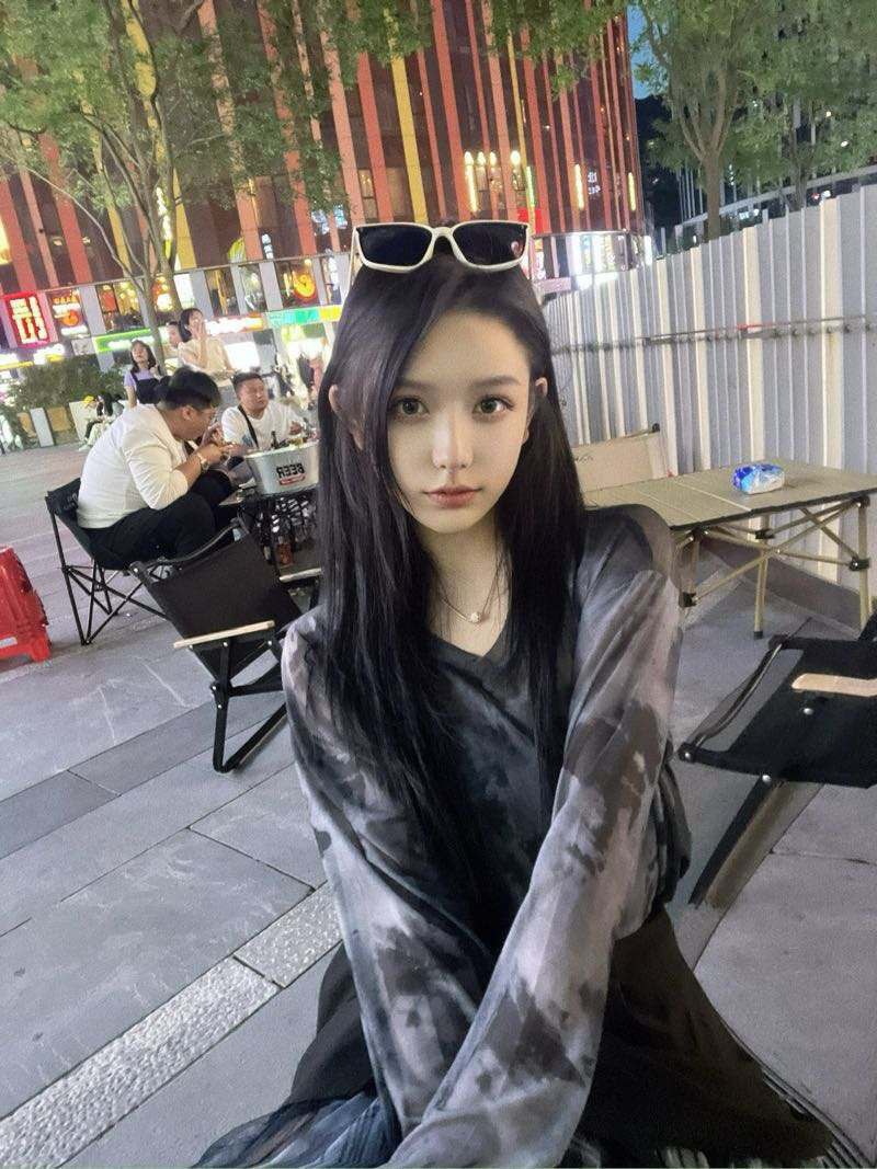 大连外围 171/80D 性感御姐款