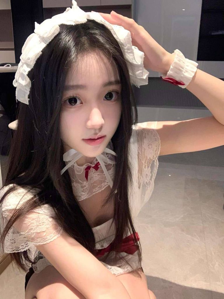 长沙外围 07年囡囡 白月光乖巧可人