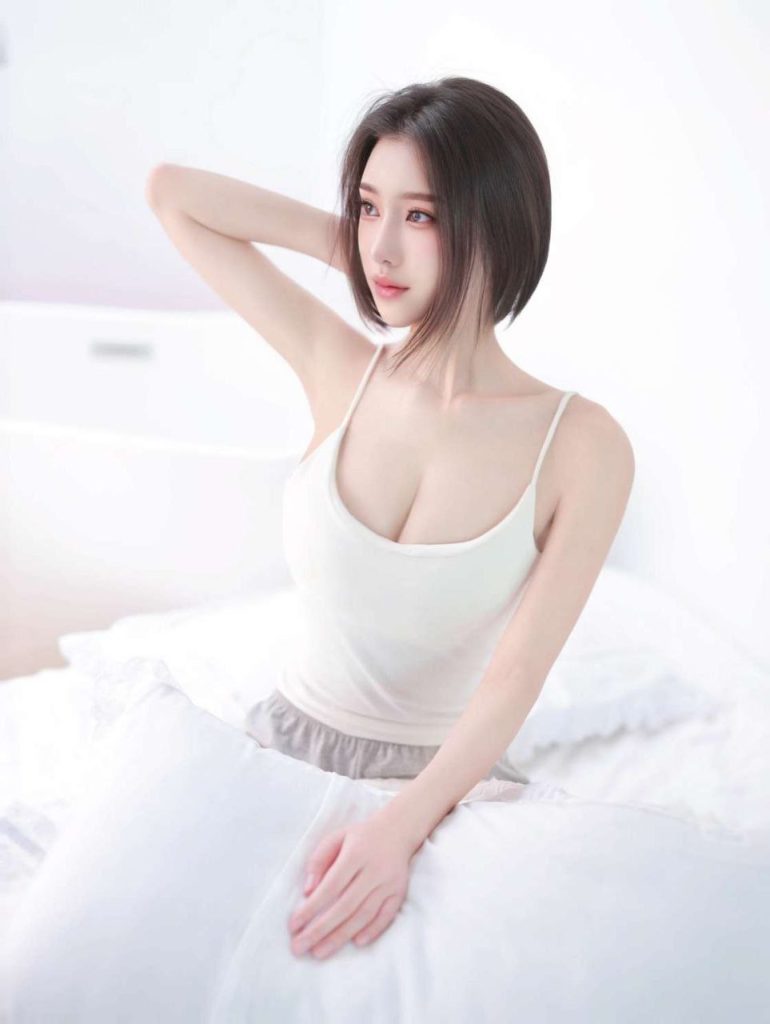 广州外围 怡怡 05年/168D 高颜值美少女相关配图