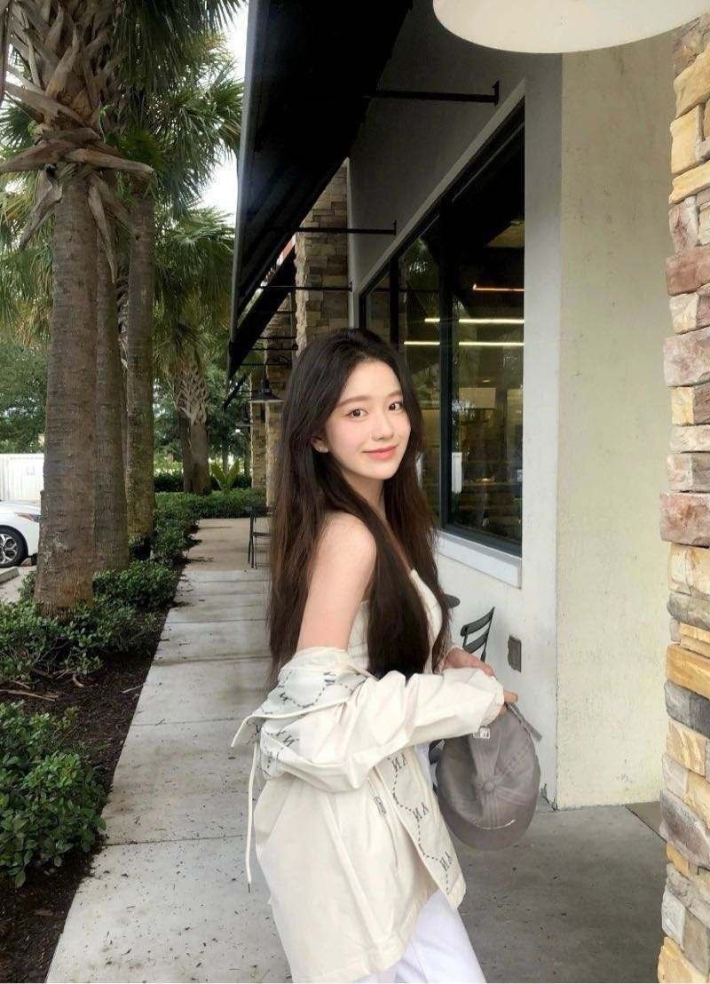 南京外围 168/D 肤白貌似人美声甜