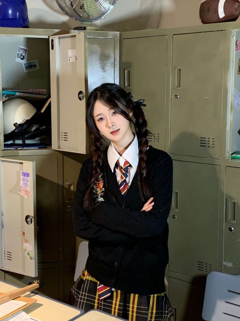南昌外围 166学生兼职 天然S曲线完美酥胸相关配图