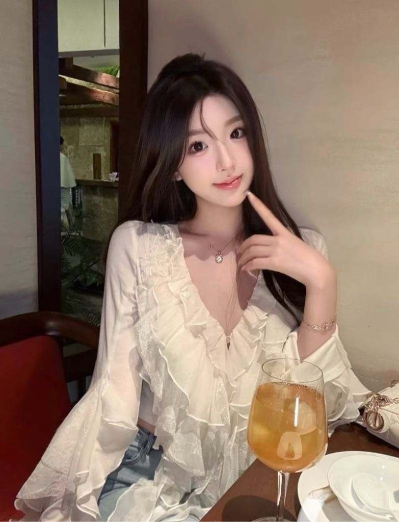 杭州外围 06嫩妹初下海 青秀甜妹 极品A4腰相关配图