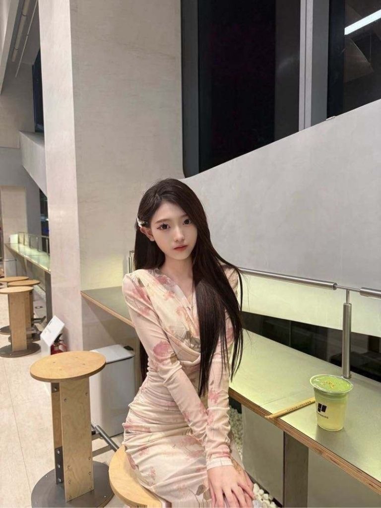 厦门外围 06/168清纯家人 领家小妹相关配图