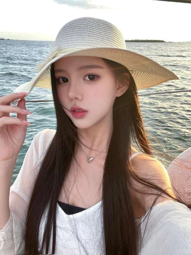 上海外围 超可爱白幼瘦 小女友feel 乖巧可爱