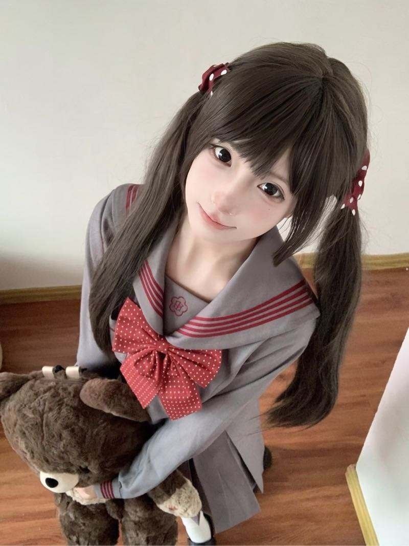 上海外围 04极品白虎幼萝 超可爱 可以抱起来